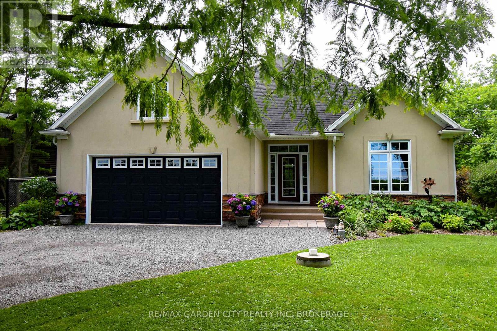 3089 Niagara River Parkway, Fort Erie, Ontario  L0S 1S0 - Photo 1 - X13570354