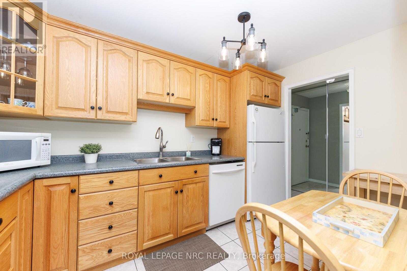 308 - 3955 Portage Road, Niagara Falls, Ontario  L2J 3W2 - Photo 9 - X13570370