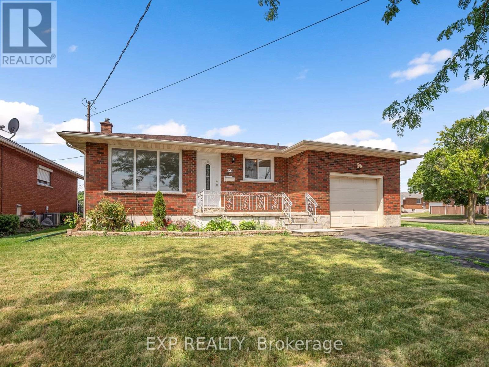 151 Wellington Street, Welland, Ontario  L3B 1B4 - Photo 1 - X13570986