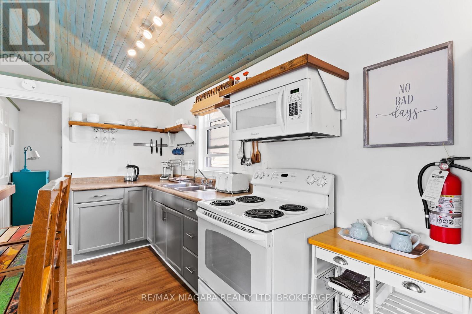 12343 Lakeshore Road, Wainfleet, Ontario  L0S 1V0 - Photo 13 - X13571370