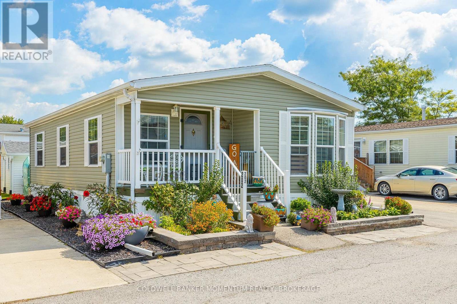 202 - 3033 Townline Road, Fort Erie, Ontario  L0S 1S1 - Photo 1 - X13576836