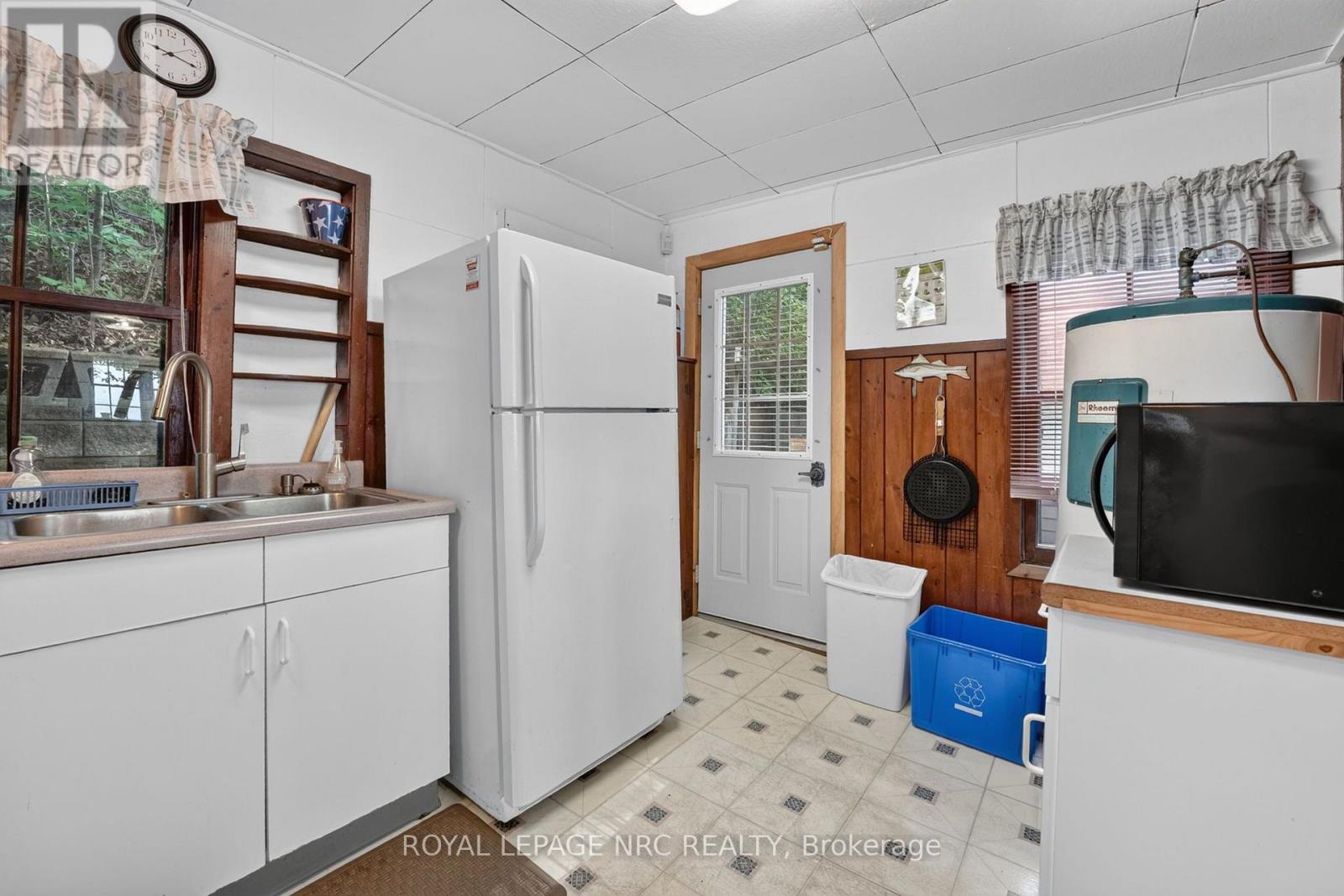 4031 Crystal Beach Hill Lane, Fort Erie, Ontario  L0S 1B0 - Photo 24 - X13585180