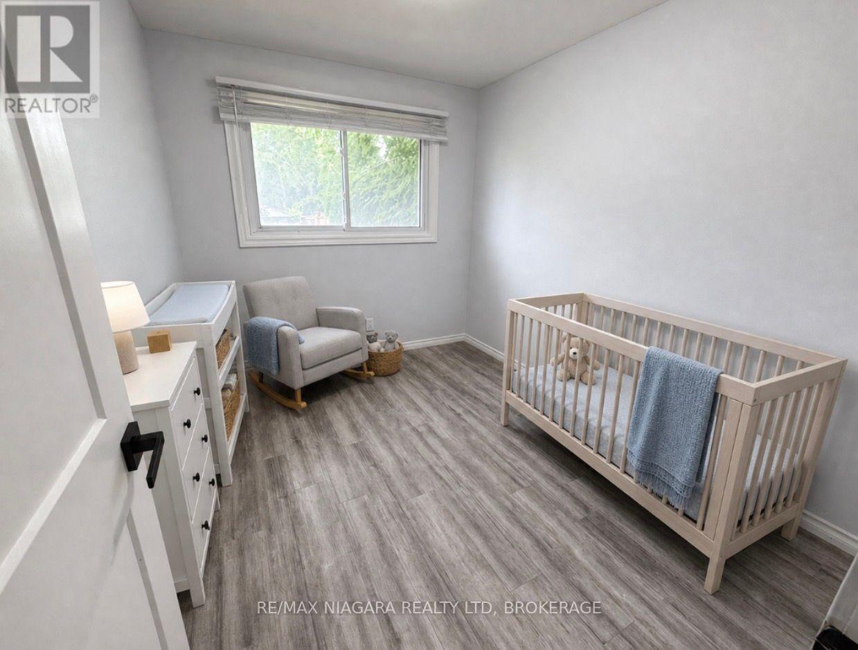 8 Lakehurst Drive, St. Catharines, Ontario  L2N 4C2 - Photo 13 - X13586684