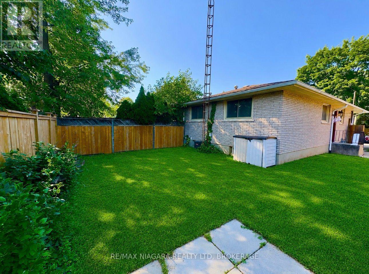 8 Lakehurst Drive, St. Catharines, Ontario  L2N 4C2 - Photo 20 - X13586684