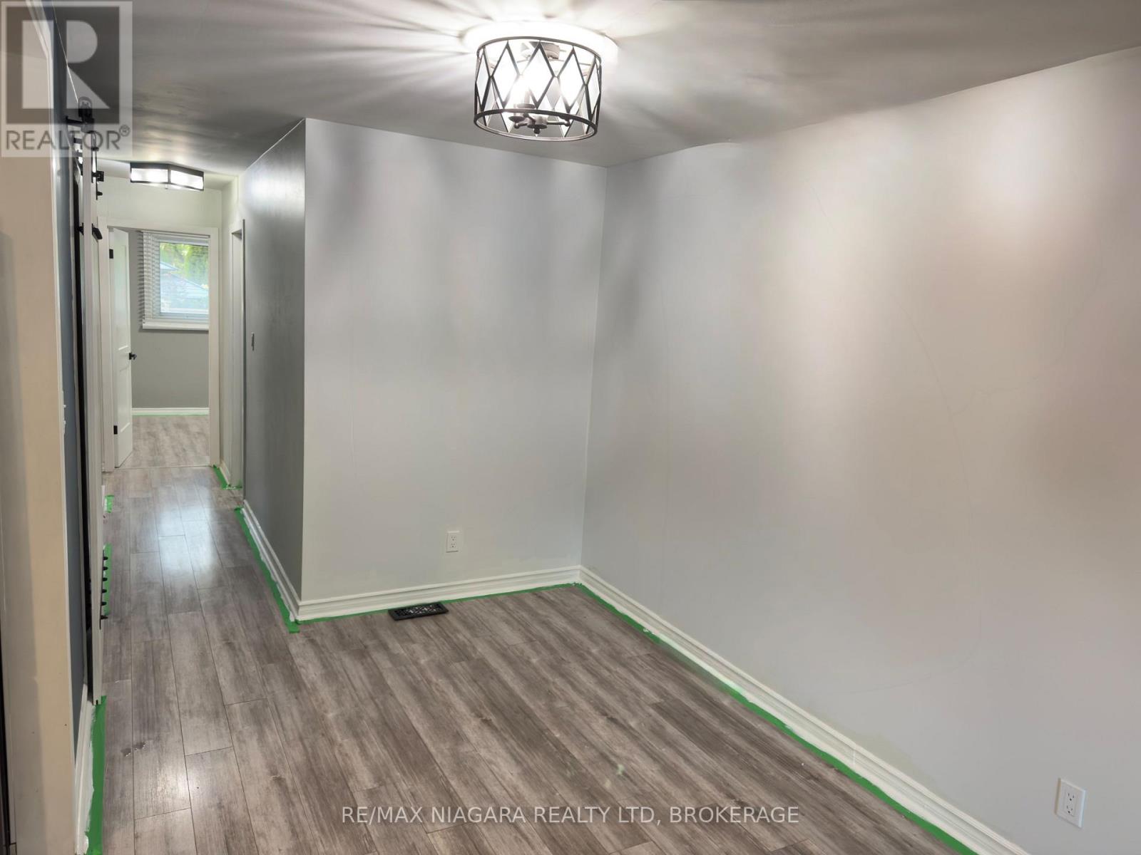 8 Lakehurst Drive, St. Catharines, Ontario  L2N 4C2 - Photo 8 - X13586684