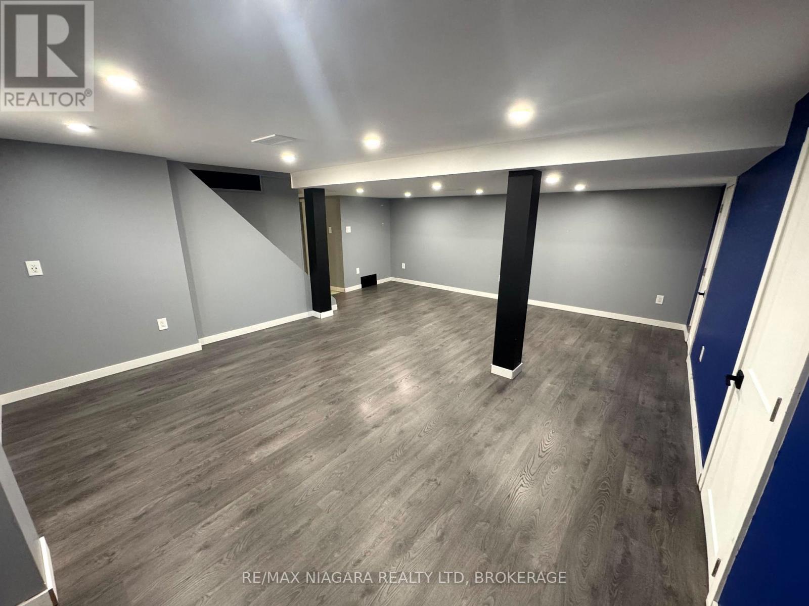 8 Lakehurst Drive, St. Catharines, Ontario  L2N 4C2 - Photo 9 - X13586684