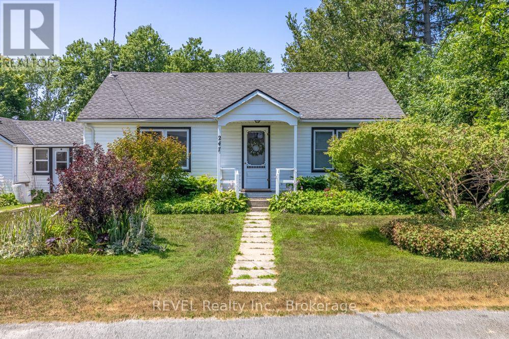 247 Nicolas Road, Fort Erie, Ontario  L0S 1N0 - Photo 2 - X13587438