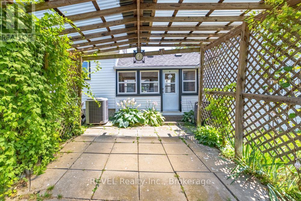247 Nicolas Road, Fort Erie, Ontario  L0S 1N0 - Photo 26 - X13587438