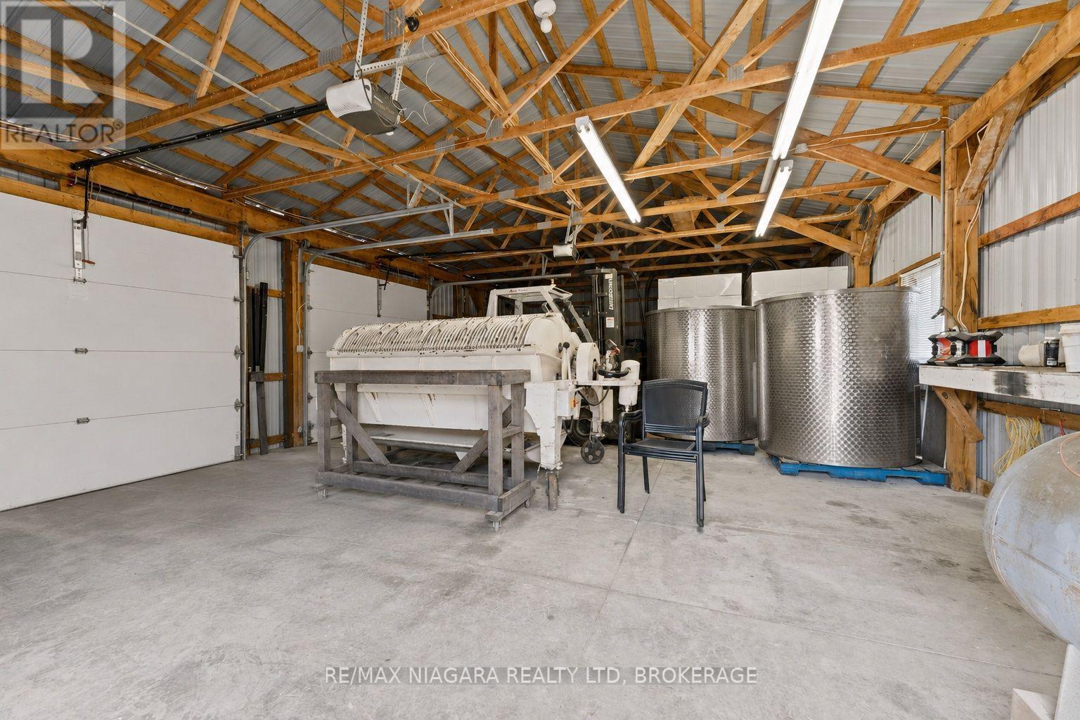 410 County Rd 50 Road W, Essex, Ontario  N0R 1G0 - Photo 10 - X13588804
