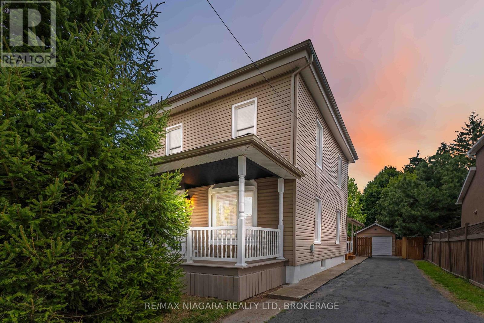4367 Ontario Street, Lincoln, Ontario  L0R 1B0 - Photo 1 - X13589920