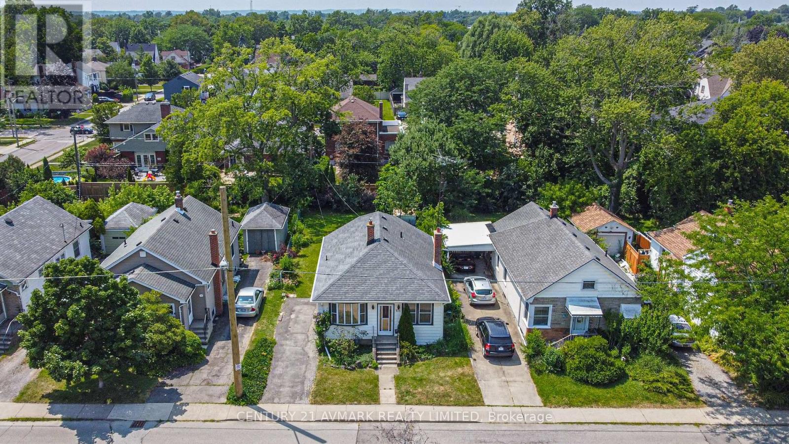 104 Highland Avenue, St. Catharines, Ontario  L2R 4J2 - Photo 2 - X13592278