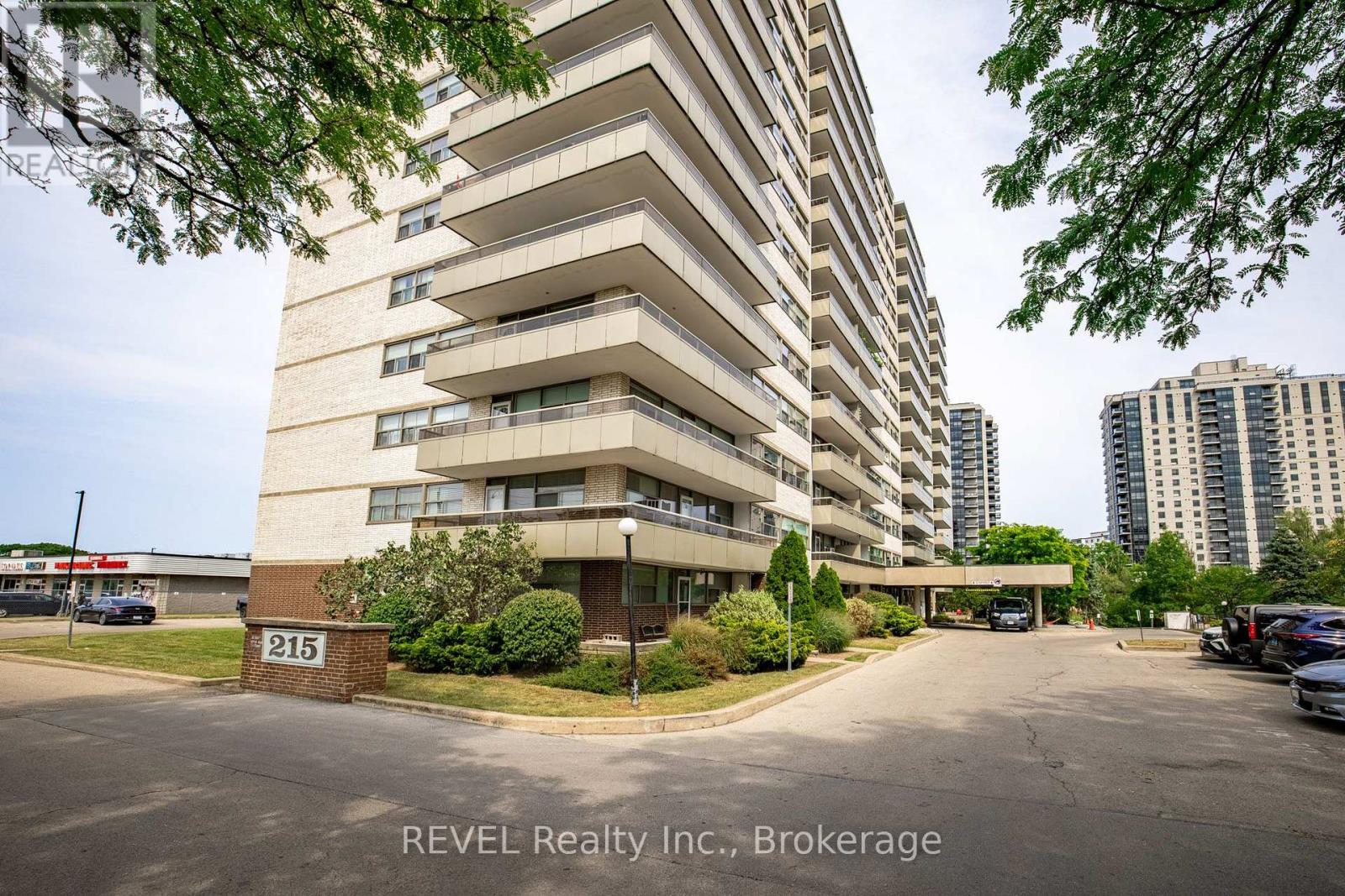 809 - 215 Glenridge Avenue, St. Catharines, Ontario  L2T 3J7 - Photo 1 - X13593958
