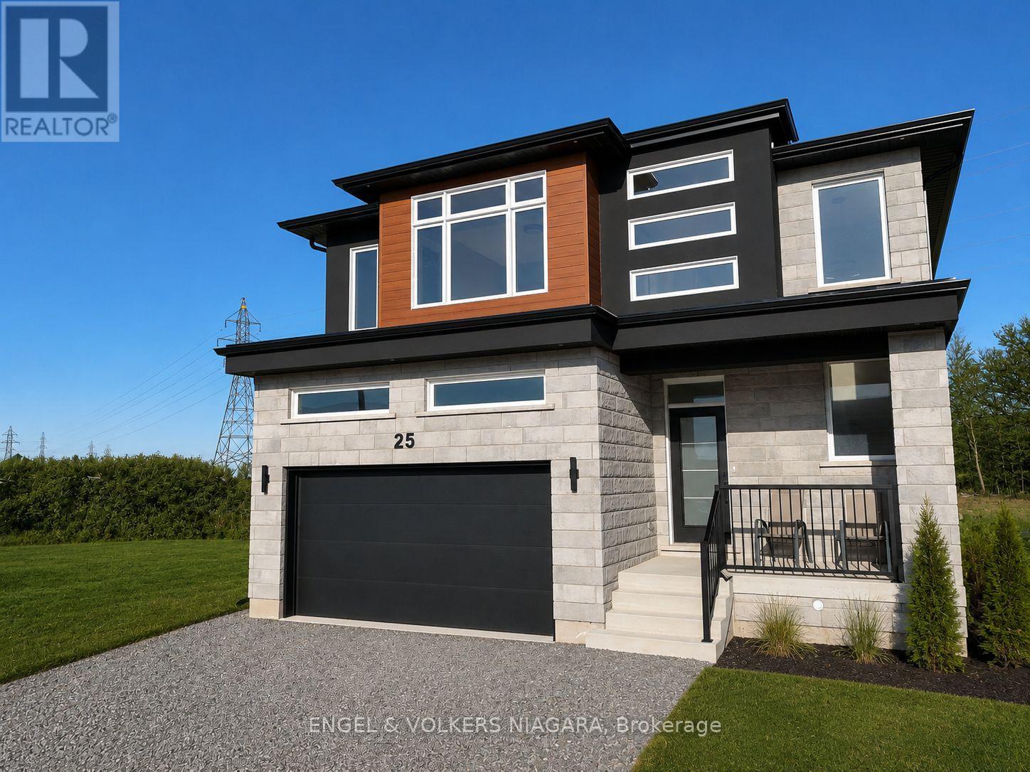 25 Elvira Way, Thorold, Ontario  L2V 0M7 - Photo 1 - X13594436