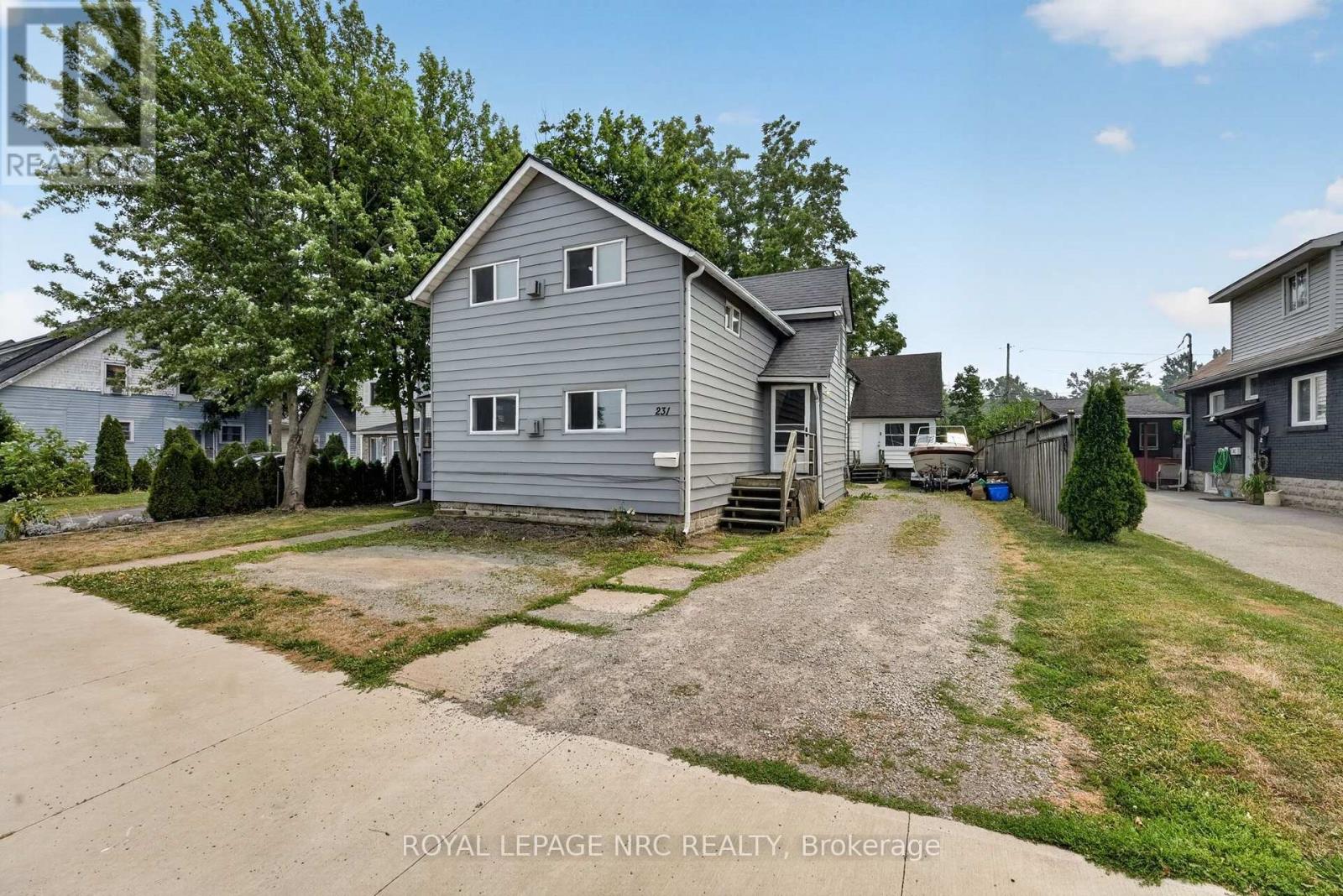 231-233 Jarvis Street, Fort Erie, Ontario  L2A 2S7 - Photo 1 - X13594460