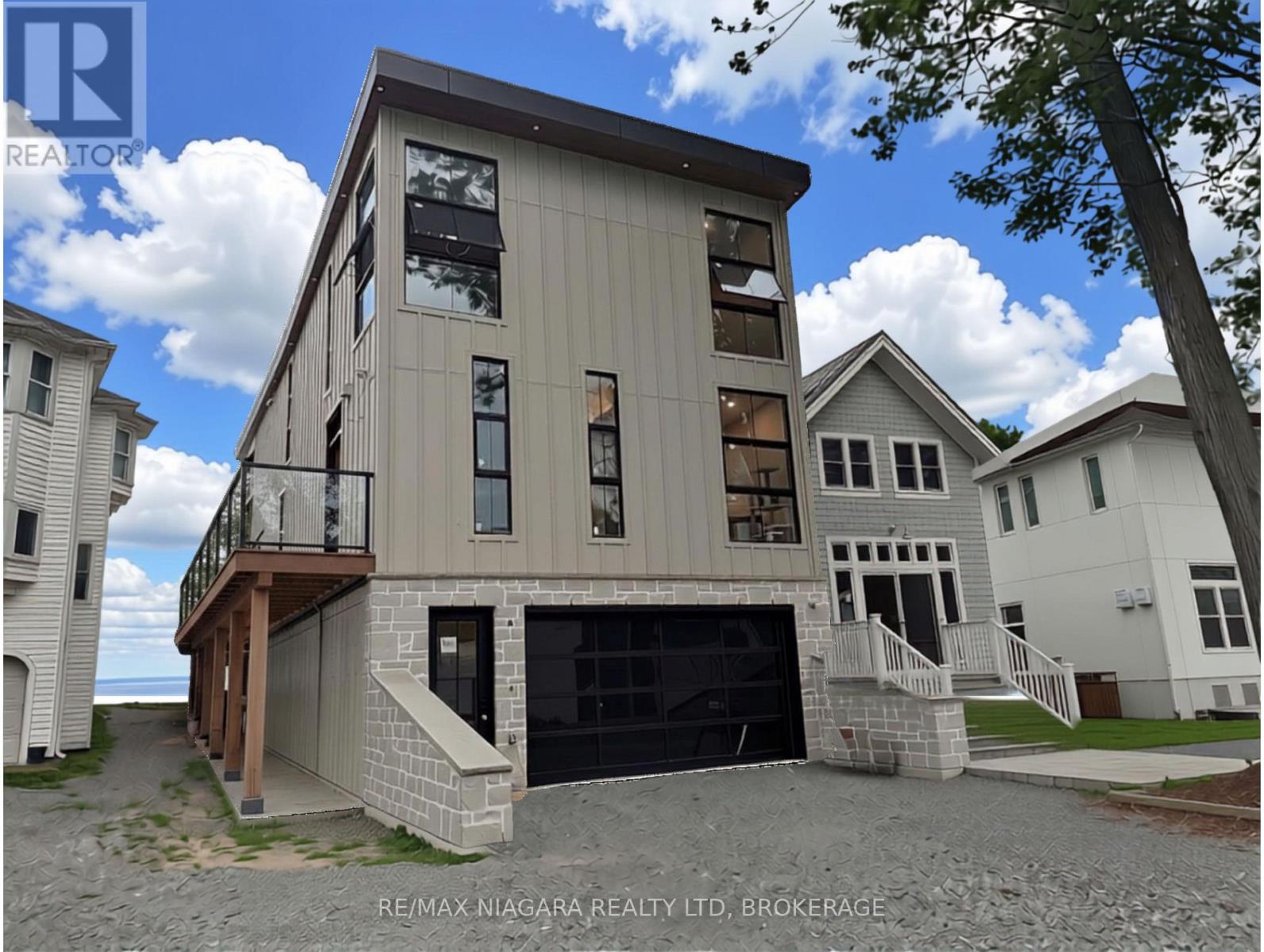 4349 Erie Road, Fort Erie, Ontario  L0S 1B0 - Photo 1 - X13595672