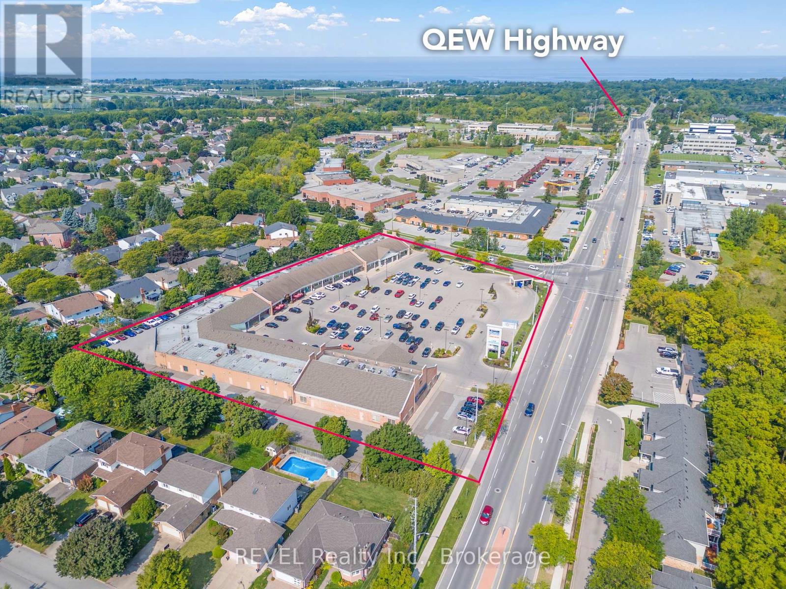 C2 - 211 Martindale Road, St. Catharines, Ontario  L2S 3V7 - Photo 1 - X13597334