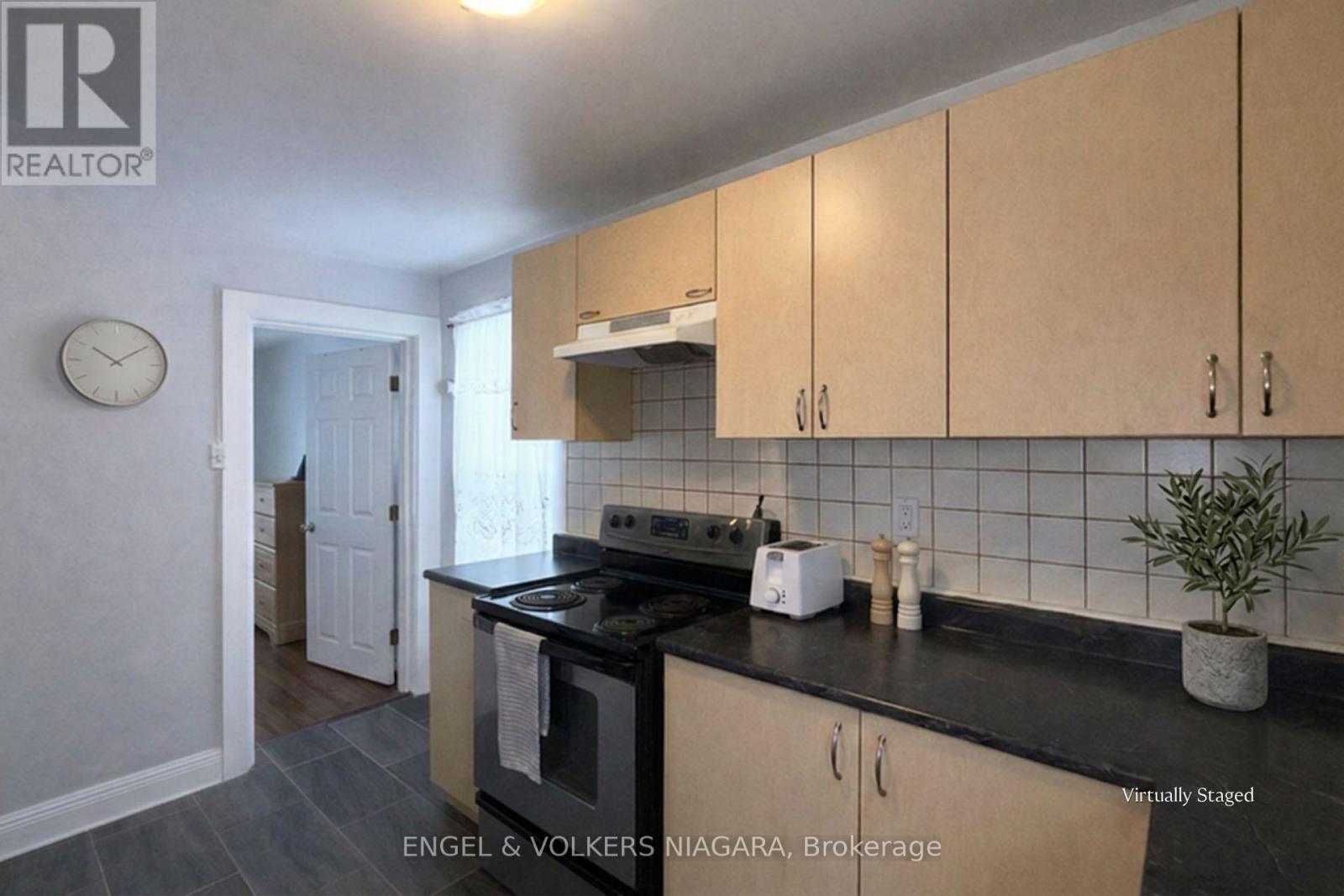 4752 Crawford Place W, Niagara Falls, Ontario  L2E 1Z2 - Photo 11 - X13597732