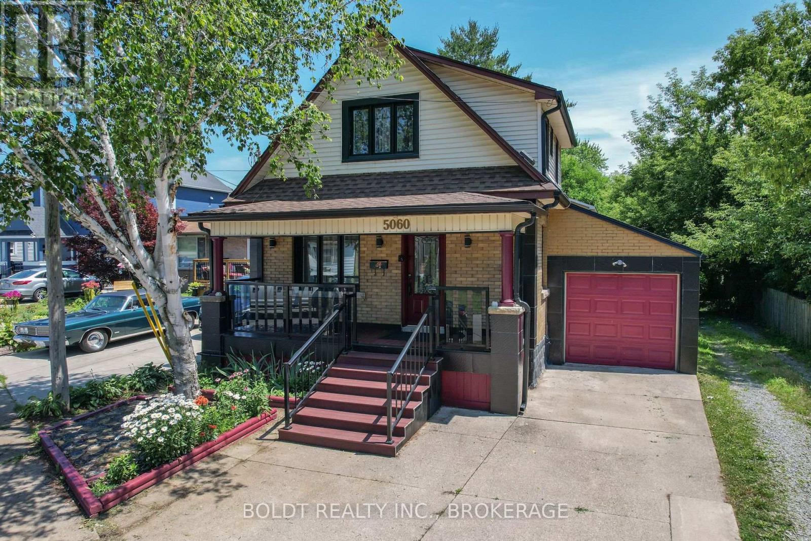 5060 Ontario Avenue, Niagara Falls, Ontario  L2E 3R9 - Photo 1 - X13602196