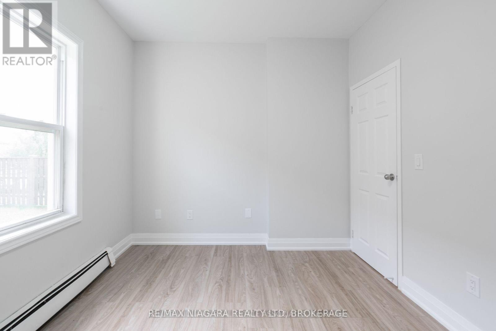 1 - 237 Church Street N, St. Catharines, Ontario  L2R 3E8 - Photo 14 - X13602978