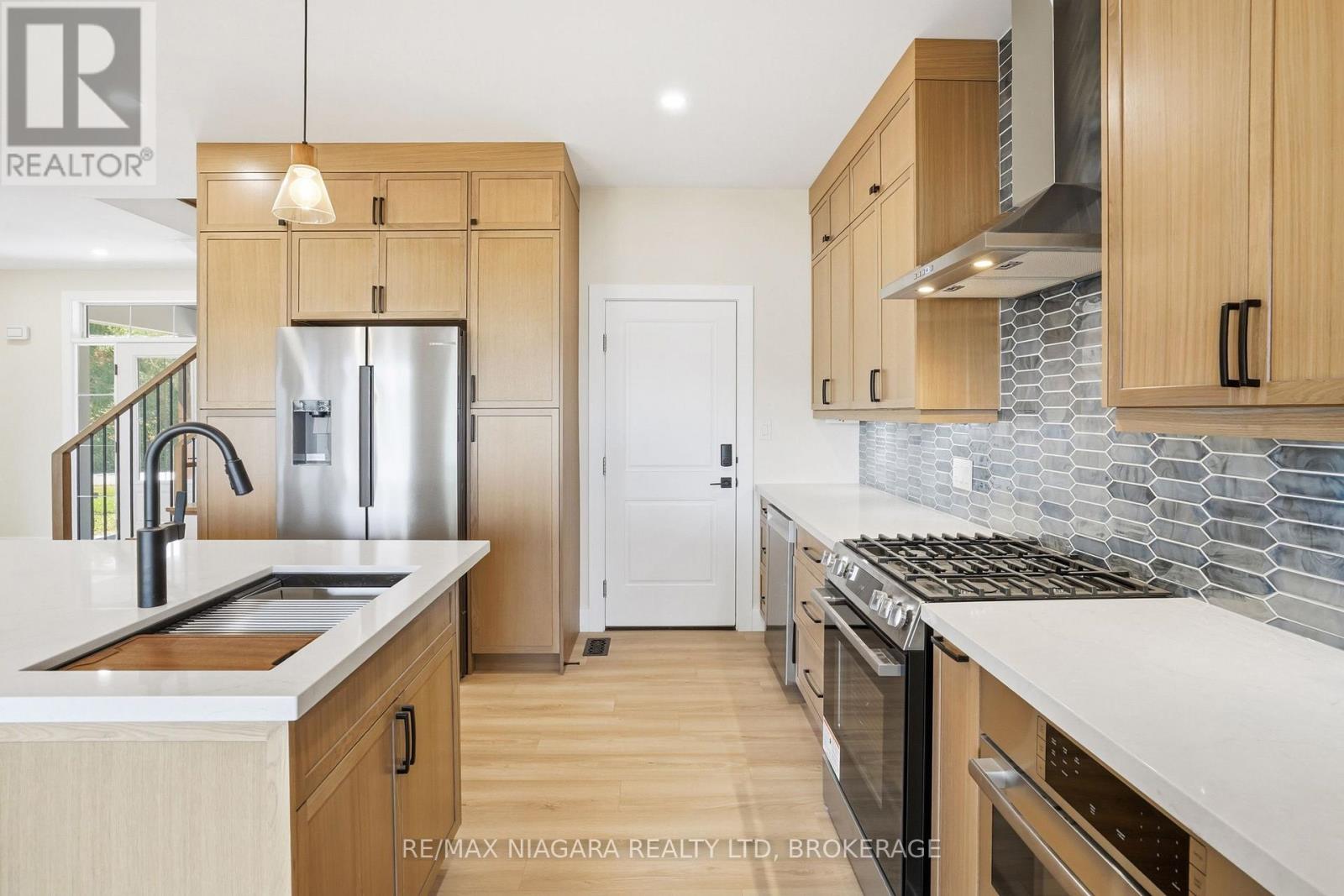 3561 Yacht Harbour Road, Fort Erie, Ontario  L0S 1N0 - Photo 16 - X13605298