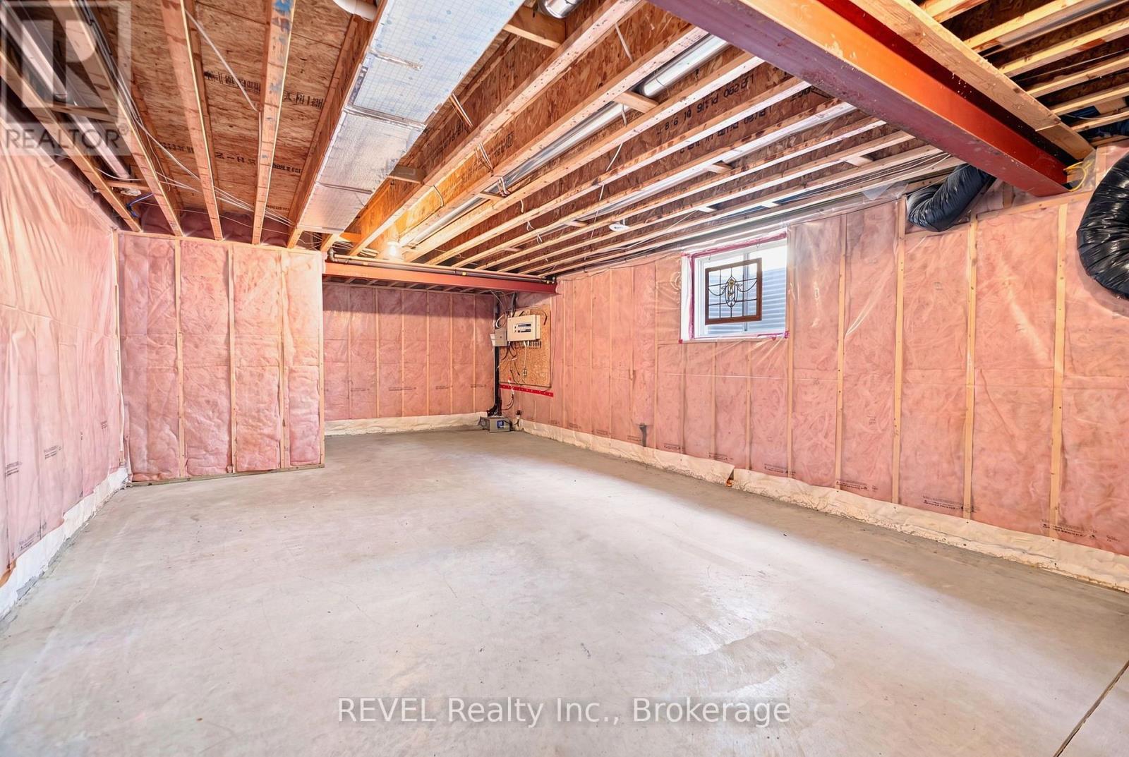 90 Sunrise Court, Fort Erie, Ontario  L0S 1N0 - Photo 32 - X13607522