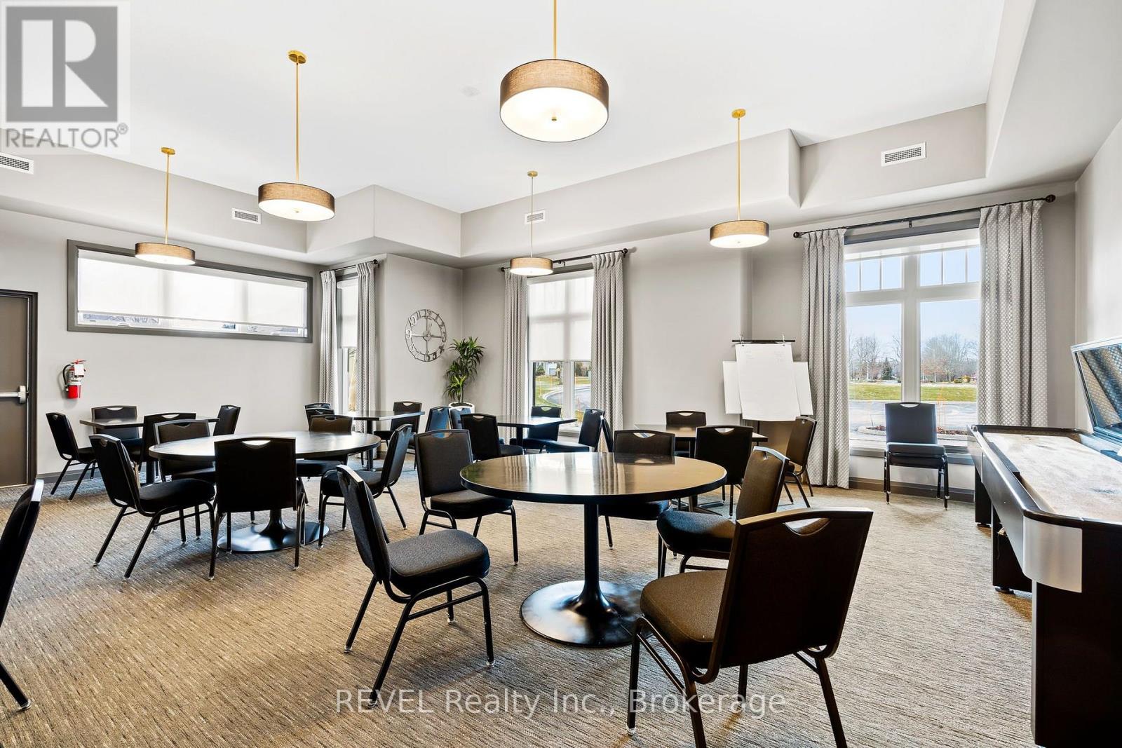 90 Sunrise Court, Fort Erie, Ontario  L0S 1N0 - Photo 48 - X13607522