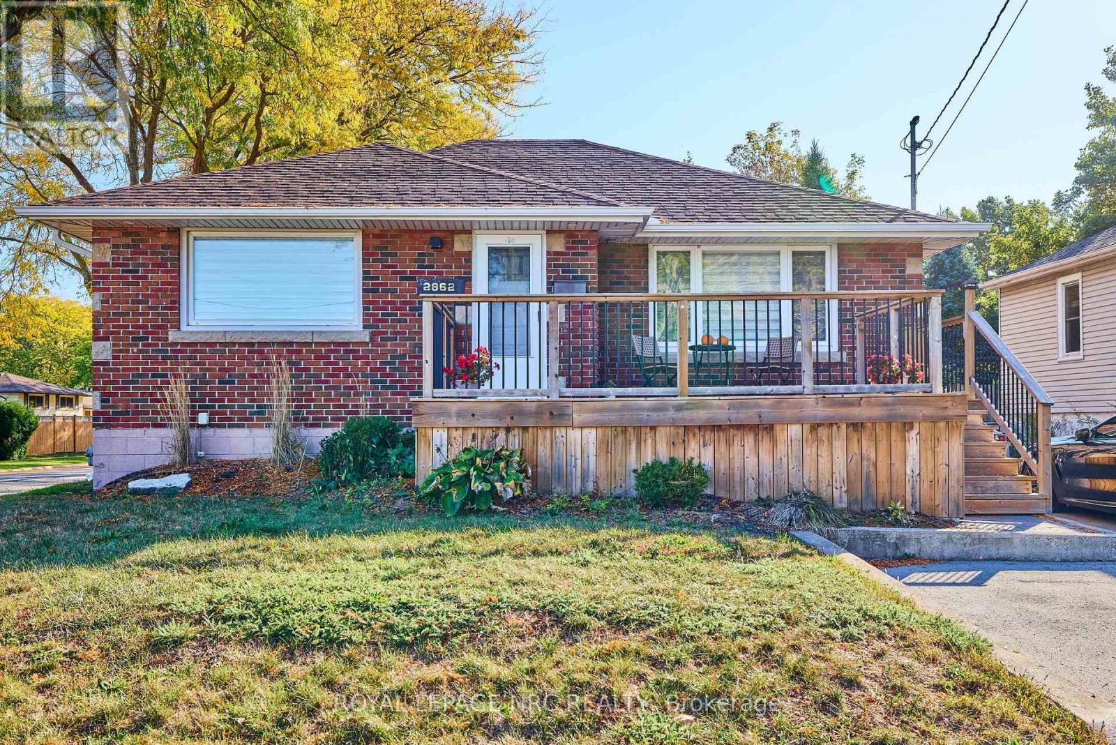 2862 Dorchester Road, Niagara Falls, Ontario  L2J 2Z3 - Photo 1 - X13608068