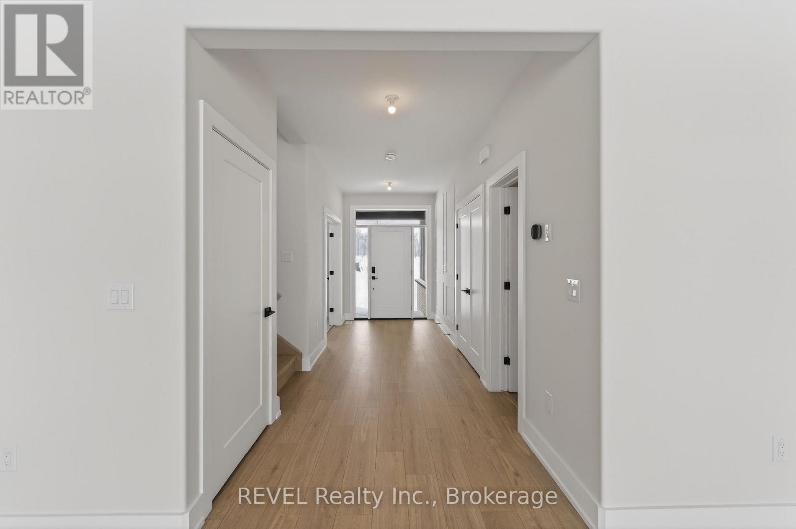 26 Anchor Road, Thorold, Ontario  L0S 1A0 - Photo 3 - X13615532