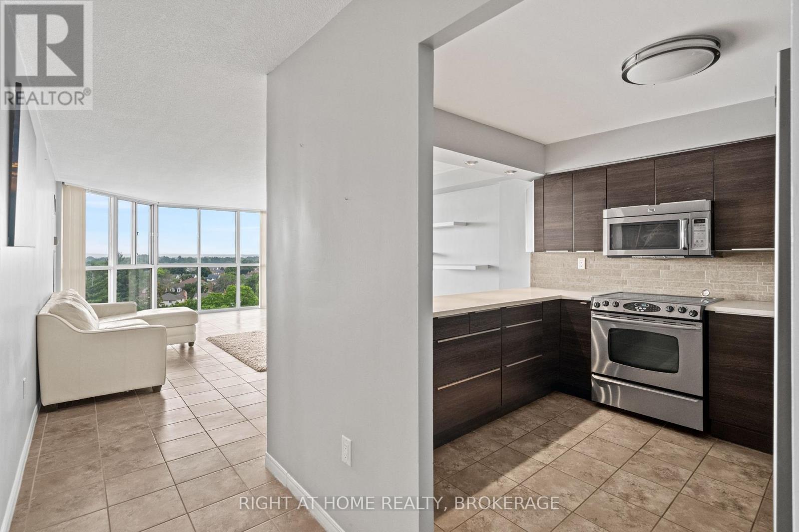 801 - 162 Martindale Road, St. Catharines, Ontario  L2S 3S4 - Photo 8 - X13615560
