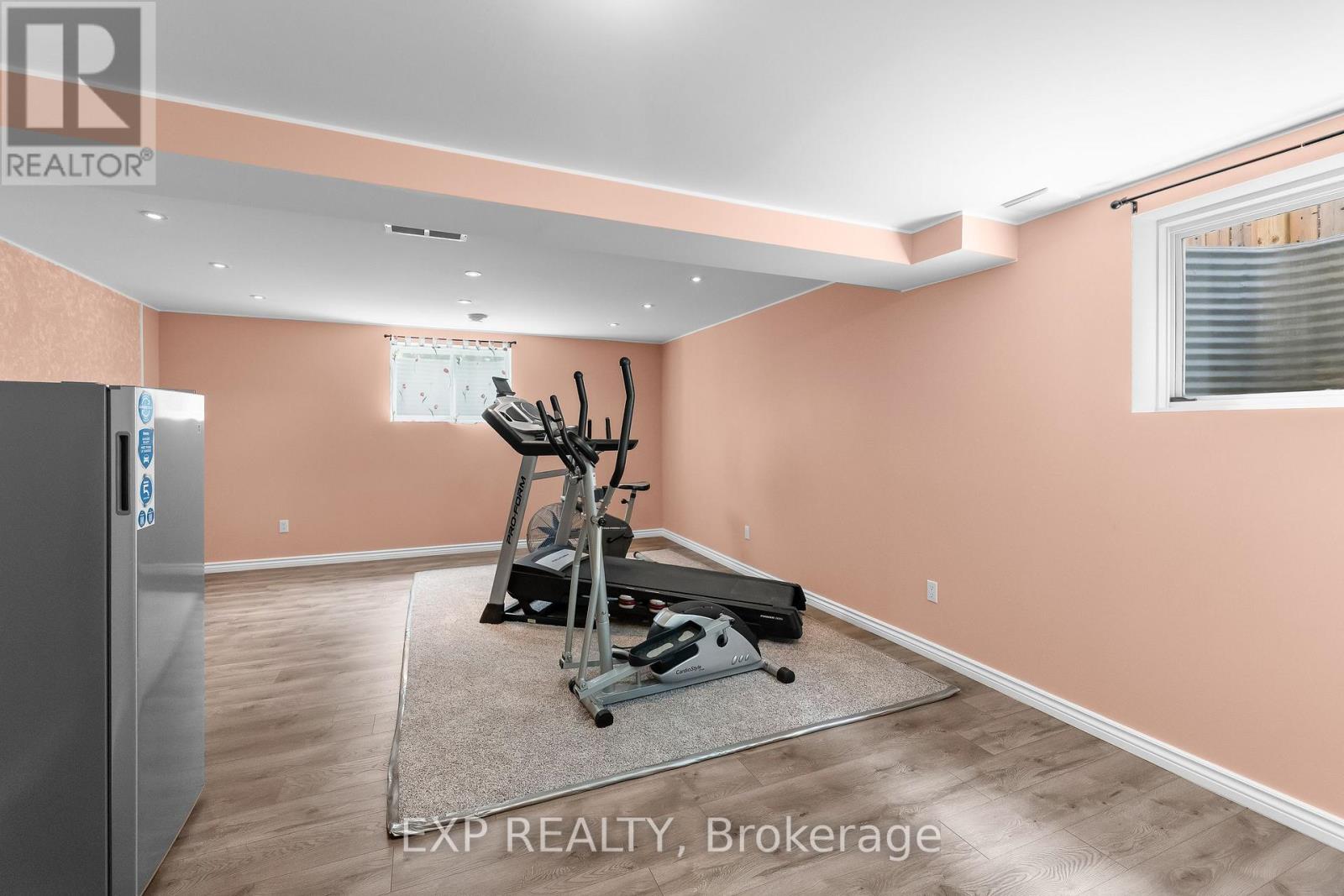 37 Mcfarland Street, Thorold, Ontario  L2V 0E5 - Photo 38 - X13616348