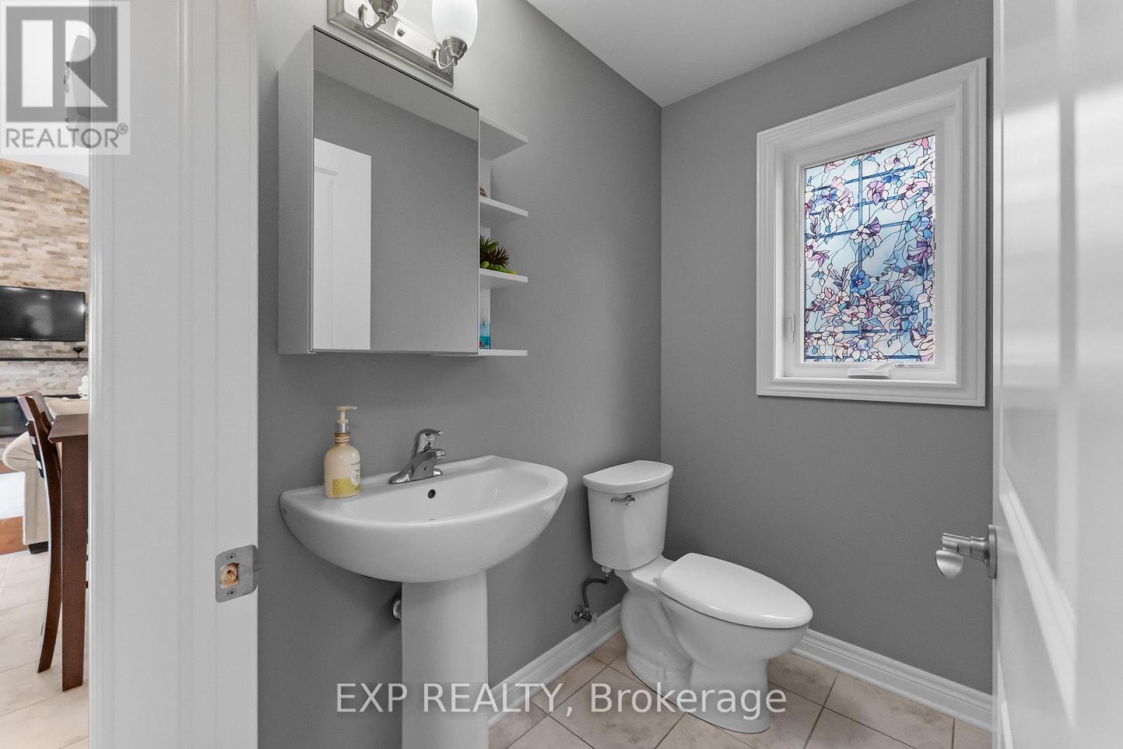37 Mcfarland Street, Thorold, Ontario  L2V 0E5 - Photo 7 - X13616348