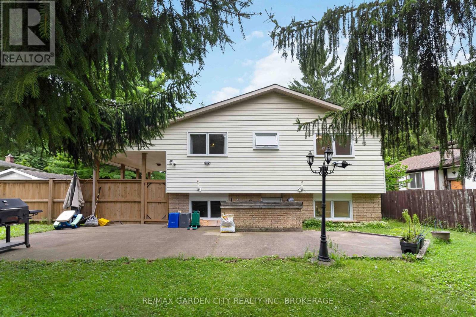 3 Fallingbrook Drive, Pelham, Ontario  L0S 1E0 - Photo 35 - X13617092