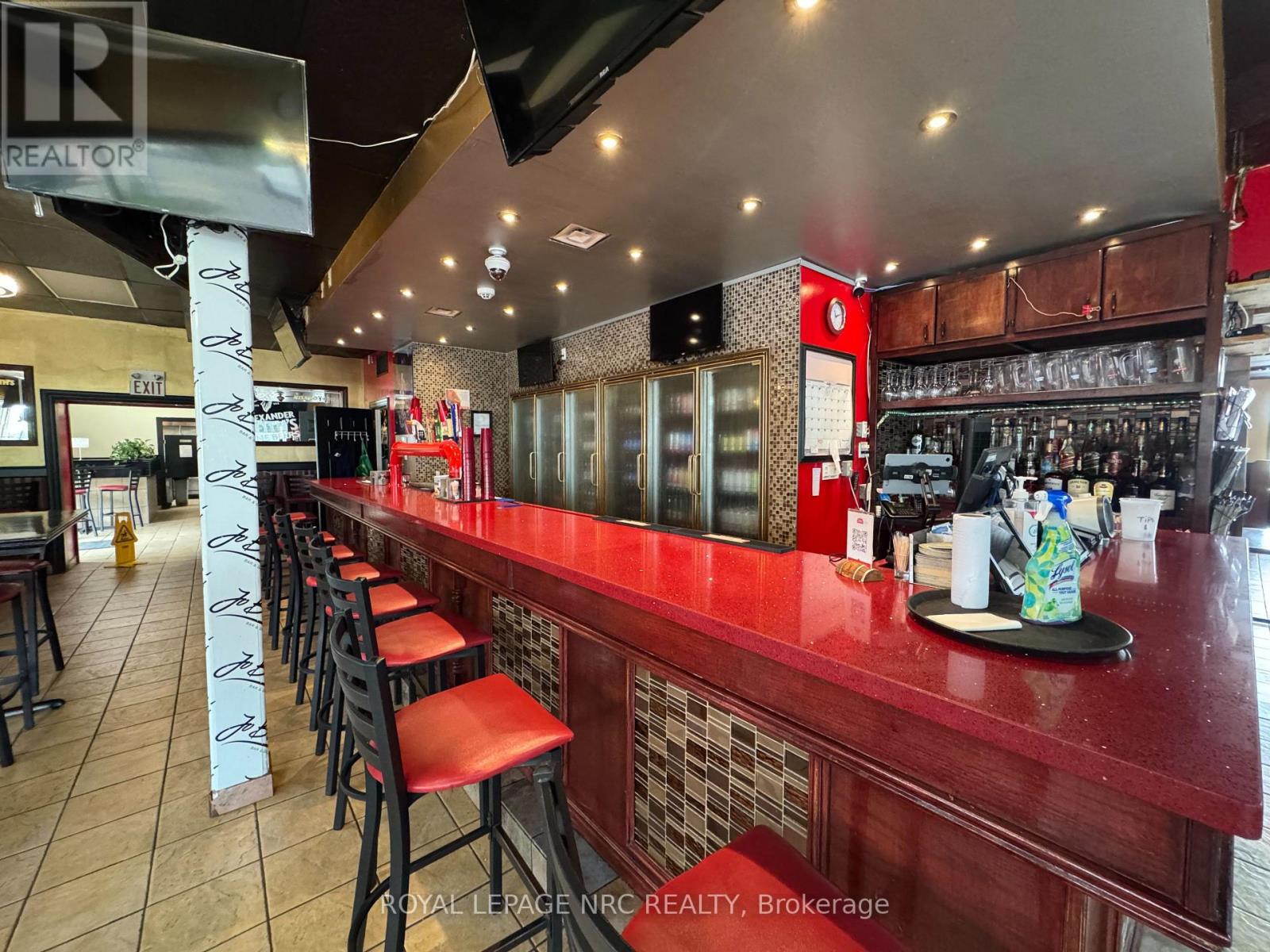 231 St. Paul Street W, St. Catharines, Ontario  L2S 2E3 - Photo 1 - X13619294