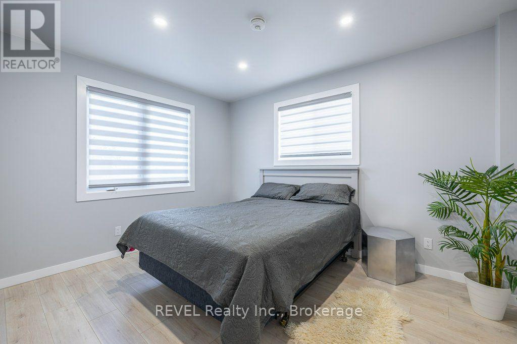 165 East West Line, Niagara-On-The-Lake, Ontario  L0S 1J0 - Photo 16 - X13628266