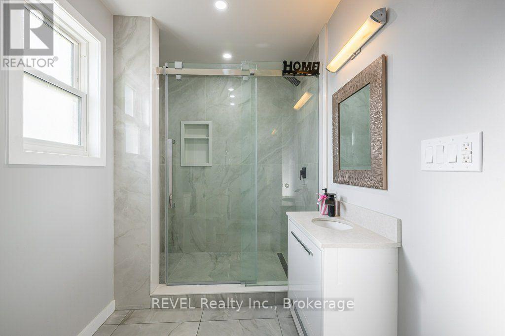 165 East West Line, Niagara-On-The-Lake, Ontario  L0S 1J0 - Photo 44 - X13628266