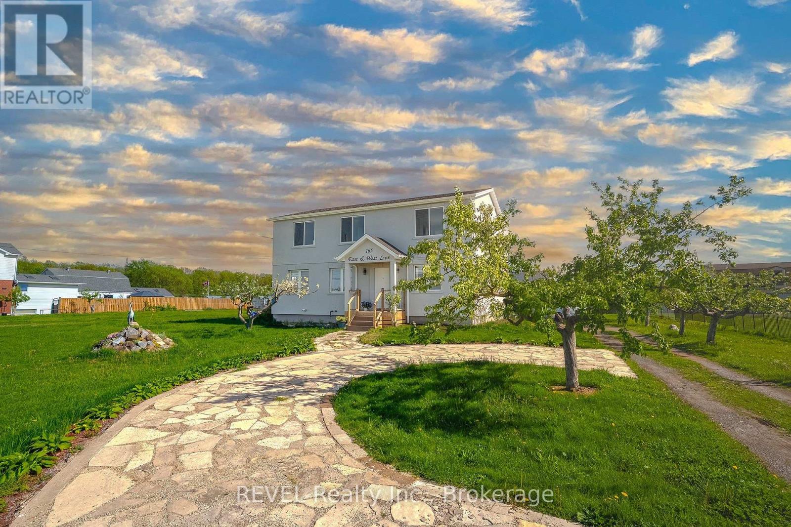 165 East West Line, Niagara-On-The-Lake, Ontario  L0S 1J0 - Photo 7 - X13628268