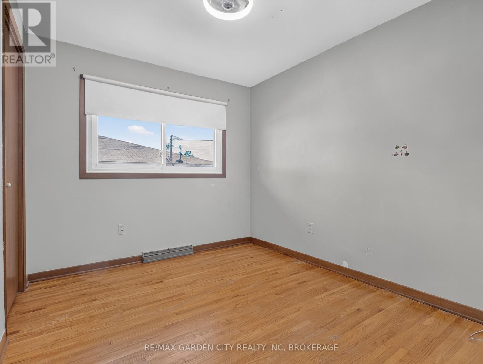 19 Black Knight Road, St. Catharines, Ontario  L2N 3B9 - Photo 14 - X13629196