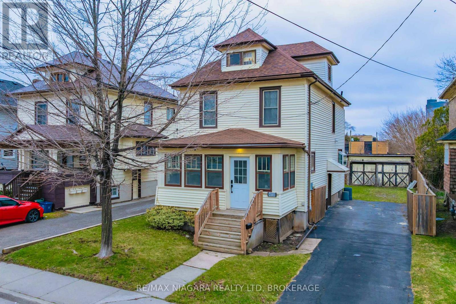 4733 Jepson Street, Niagara Falls, Ontario  L2E 1J7 - Photo 2 - X13632242