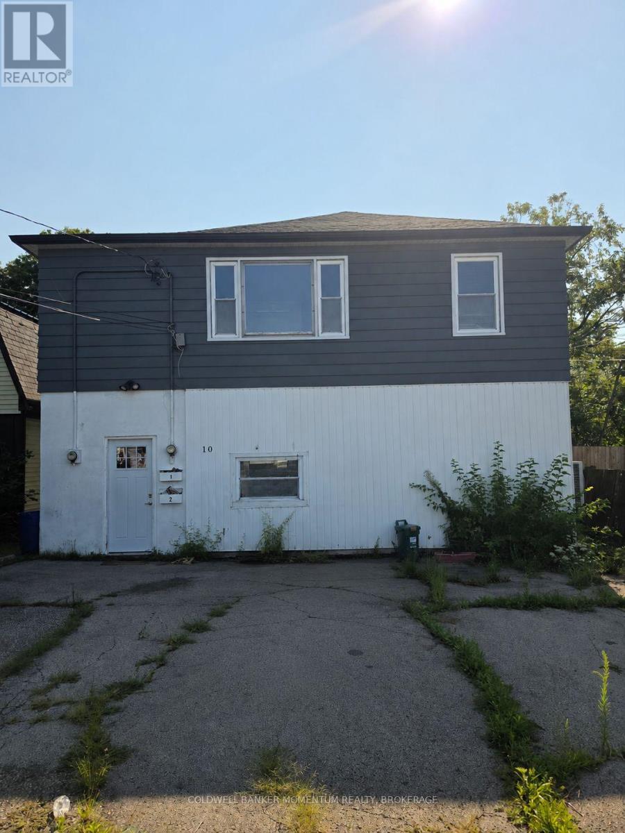 10 Dunlop Street, Fort Erie, Ontario  L2A 4H8 - Photo 1 - X13634816