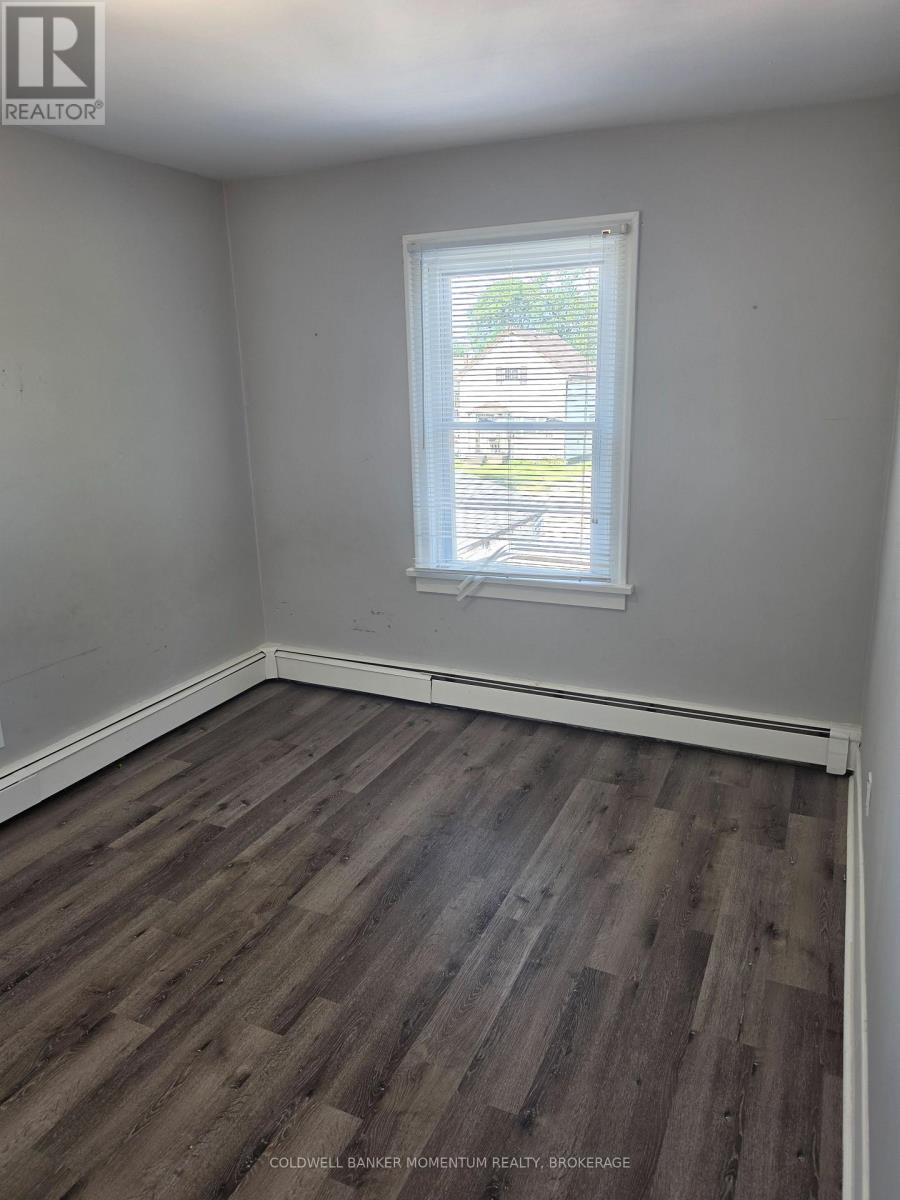 10 Dunlop Street, Fort Erie, Ontario  L2A 4H8 - Photo 9 - X13634816