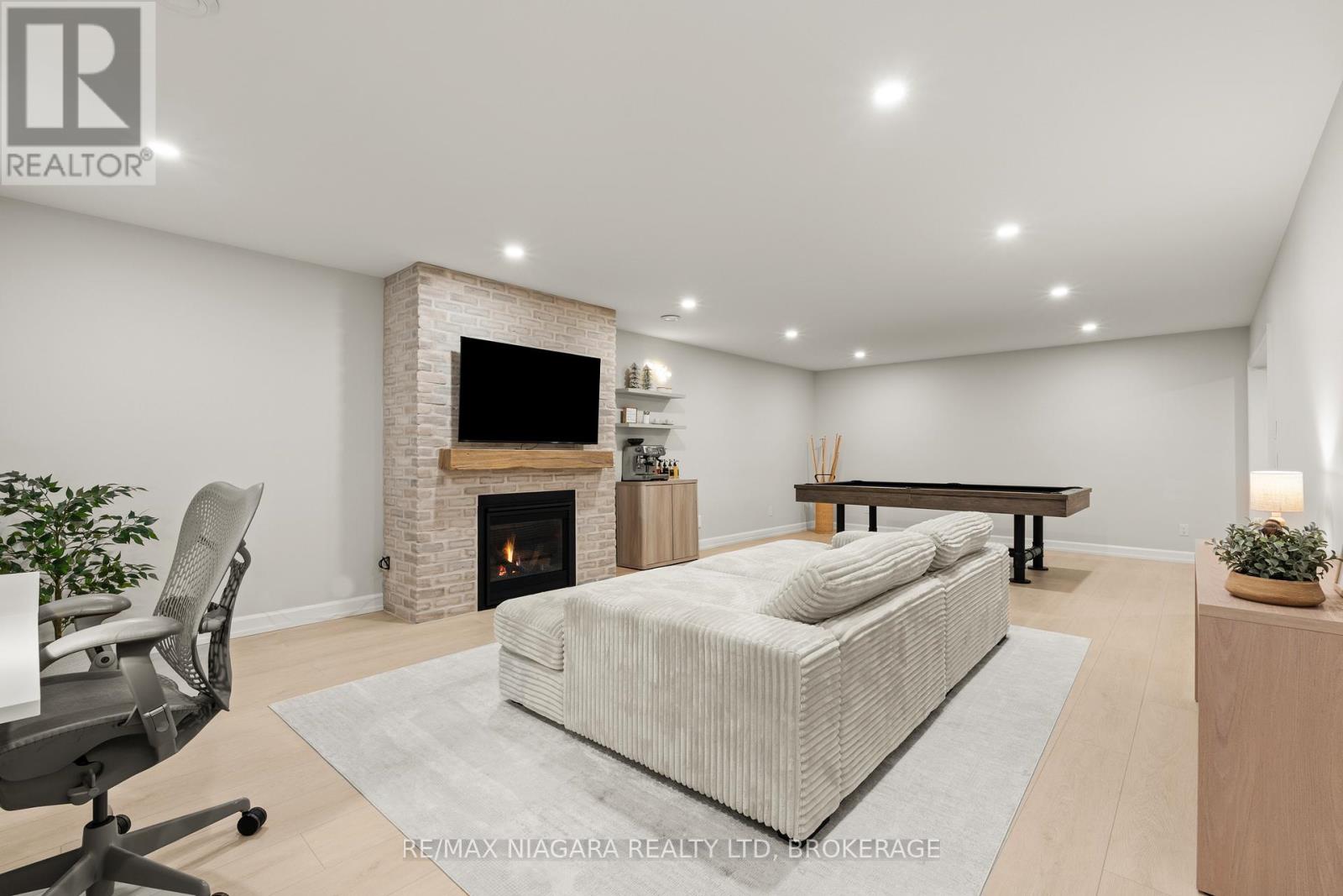 27 Maple Leaf Avenue S, Fort Erie, Ontario  L0S 1N0 - Photo 29 - X13637382