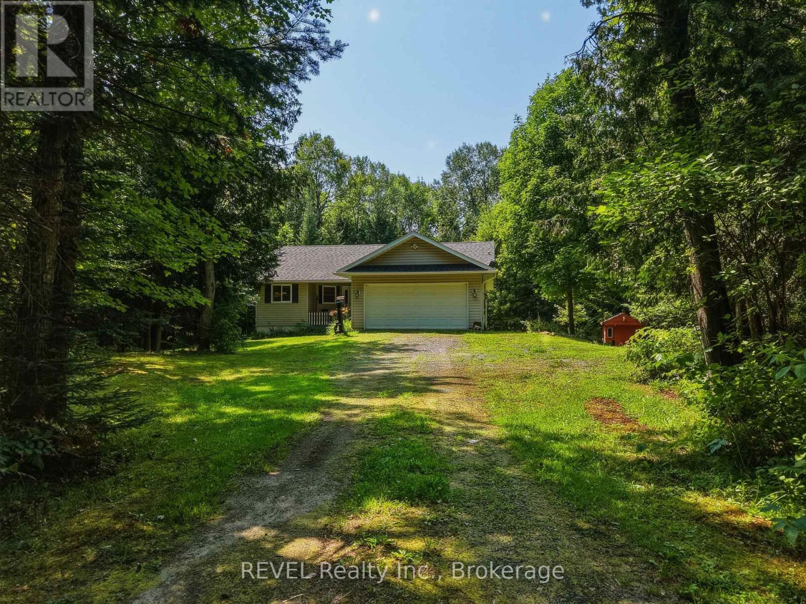 52 Orr Road, Huntsville, Ontario  P0B 1M0 - Photo 1 - X13642656