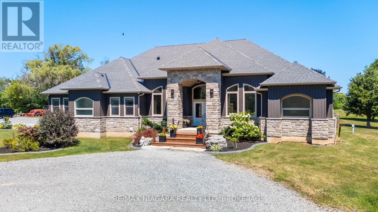 2439 Miller Road, Port Colborne, Ontario  L3K 5V5 - Photo 1 - X13642818