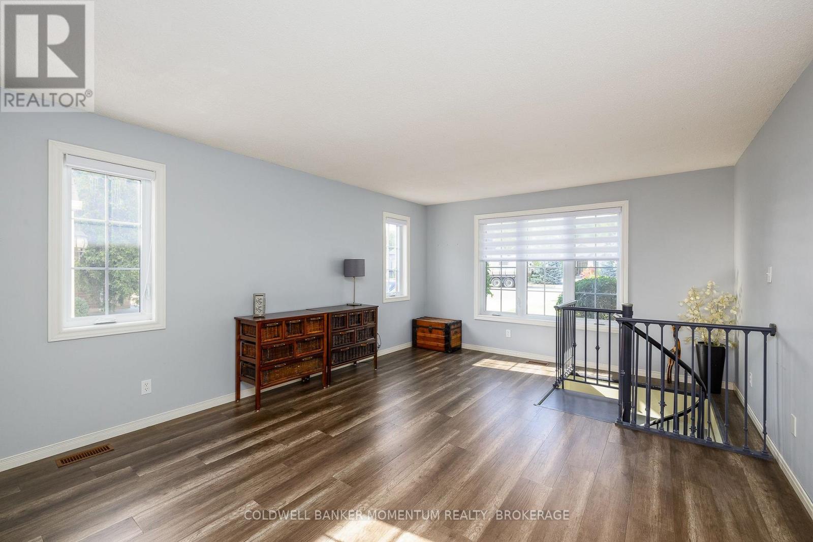 212 Livingston Avenue, Grimsby, Ontario  L3M 4V8 - Photo 22 - X13643170