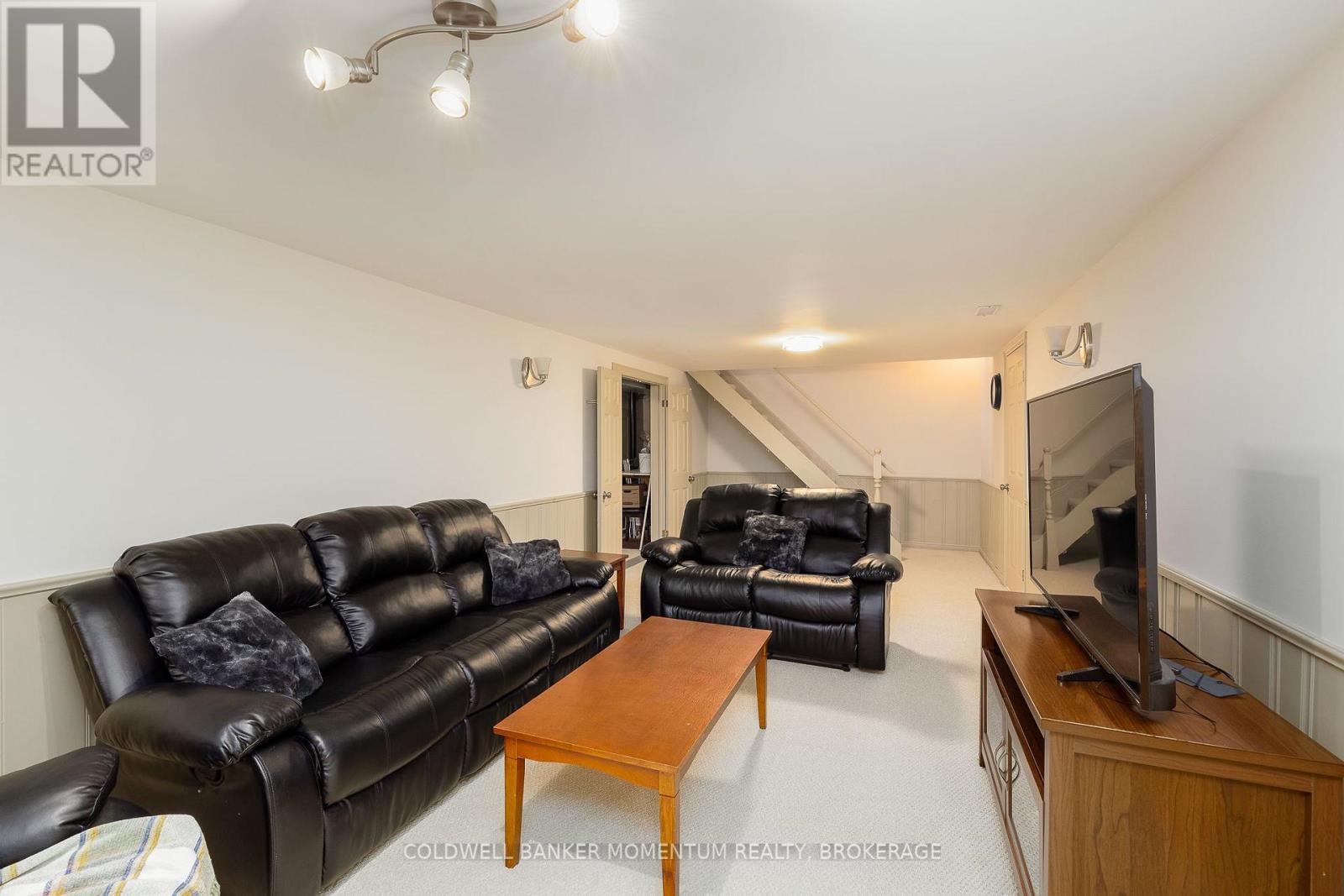212 Livingston Avenue, Grimsby, Ontario  L3M 4V8 - Photo 33 - X13643170