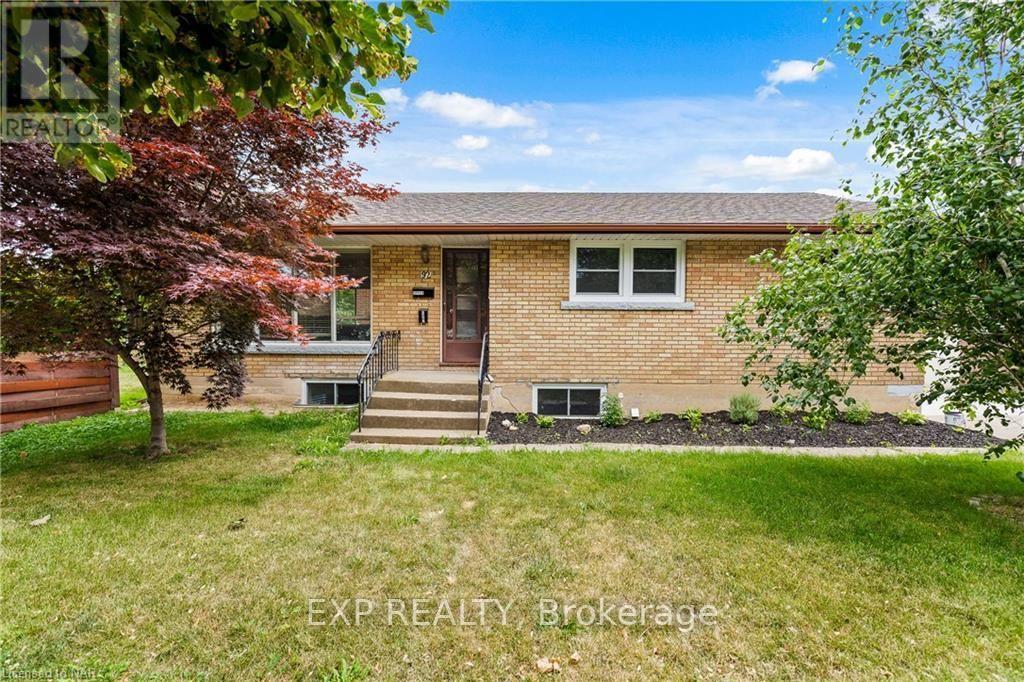Lower - 92 Margery Avenue, St. Catharines, Ontario  L2R 6K1 - Photo 1 - X13643316