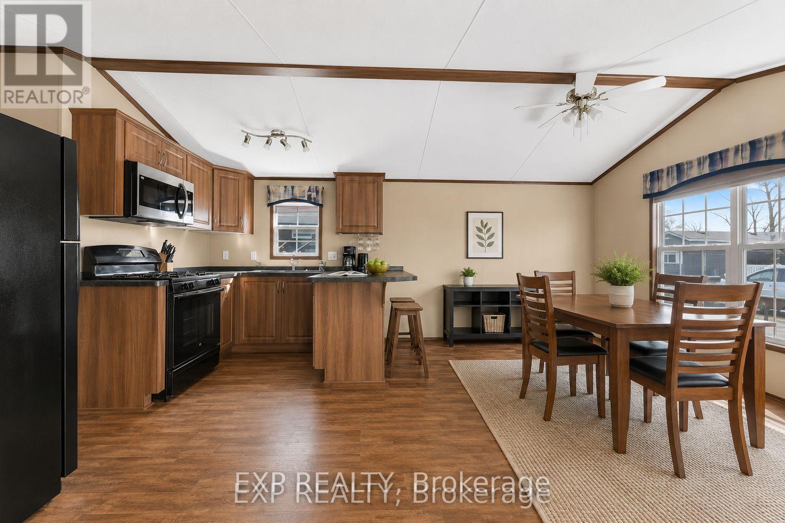 110 - 1501 Line 8 Road, Niagara-On-The-Lake, Ontario  L0S 1J0 - Photo 10 - X13646324