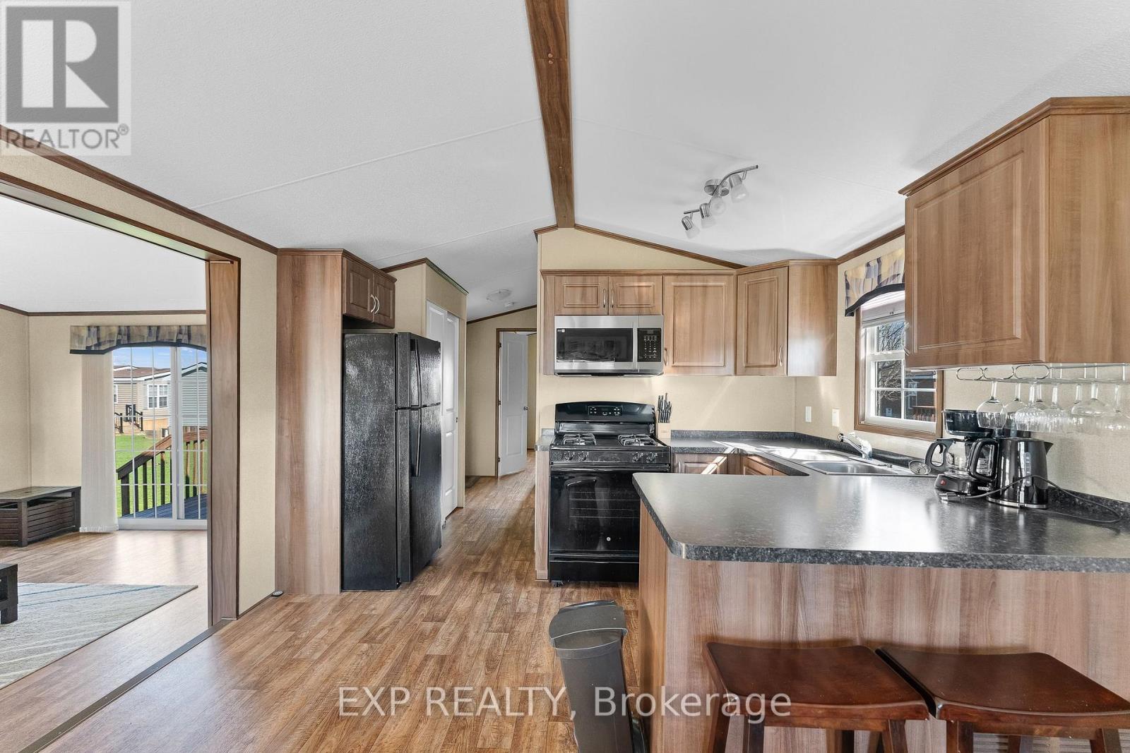 110 - 1501 Line 8 Road, Niagara-On-The-Lake, Ontario  L0S 1J0 - Photo 11 - X13646324