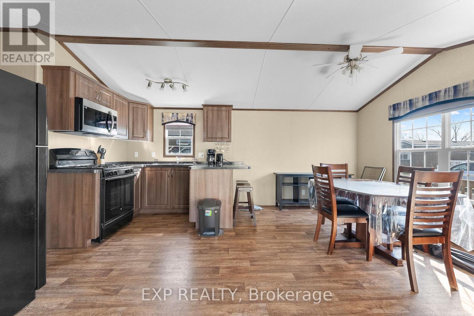 110 - 1501 Line 8 Road, Niagara-On-The-Lake, Ontario  L0S 1J0 - Photo 12 - X13646324