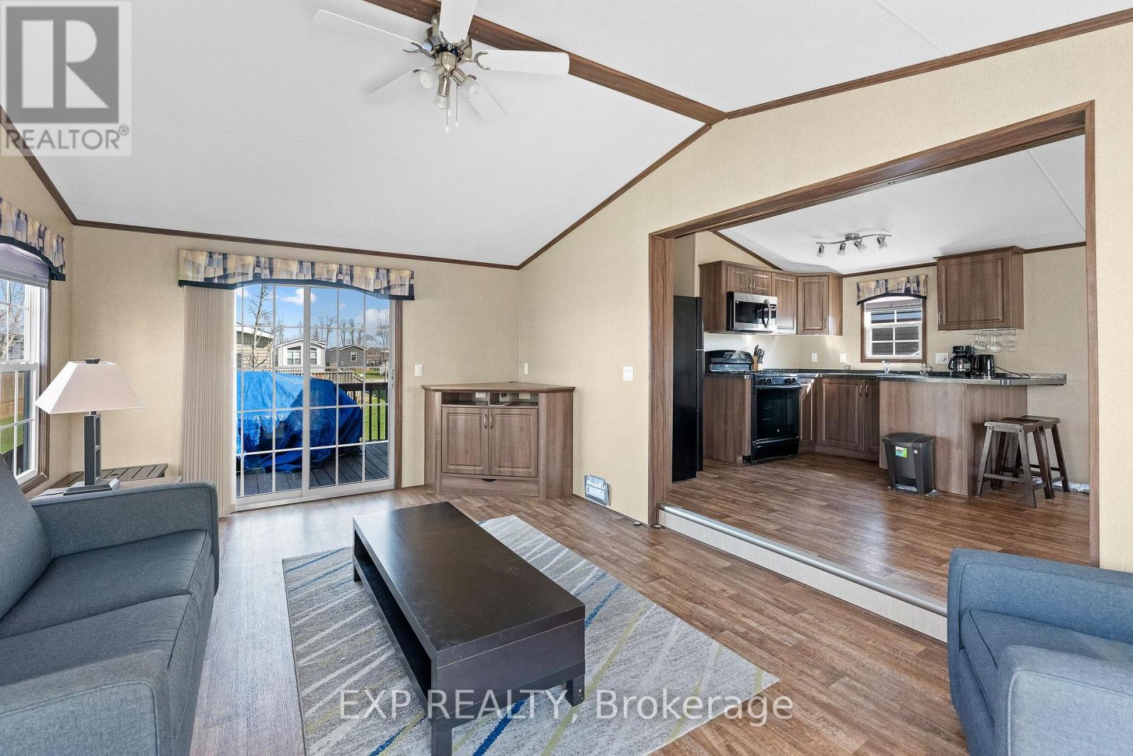 110 - 1501 Line 8 Road, Niagara-On-The-Lake, Ontario  L0S 1J0 - Photo 4 - X13646324